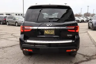 2018 INFINITI QX80 RWD