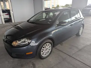 2014 Volkswagen Golf 2.5L PZEV
