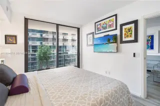 Propiedad en alquiler con 1 dormitorio y 2 baños en Miami