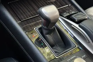 Lexus LS 460 2017 4dr Sedan