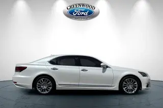 Lexus LS 460 2017 4dr Sedan