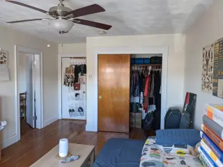 Propiedad en alquiler con 0 habitaciones y 1 baño en Somerville