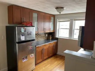 Propiedad en alquiler con 0 habitaciones y 1 baño en Somerville