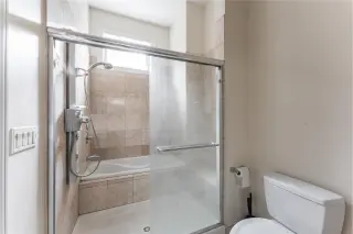Propiedad en alquiler con 3 habitaciones y 2 baños en Chicago