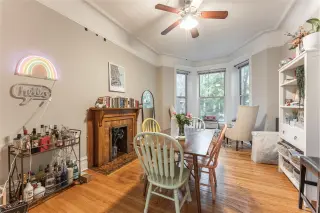 Propiedad en alquiler con 4 habitaciones y 3 baños en Chicago
