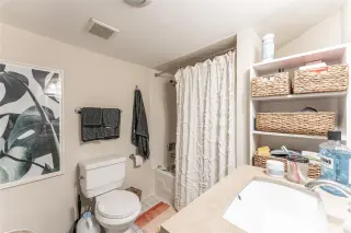 Propiedad en alquiler con 4 habitaciones y 3 baños en Chicago