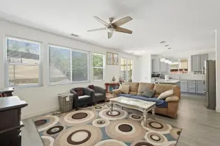 Propiedad en alquiler con 6 habitaciones y 3 baños en Antioch