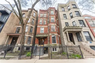 Propiedad en alquiler con 3 habitaciones y 2 baños en Chicago