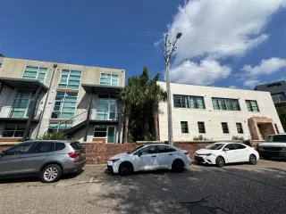 Propiedad en alquiler con 2 dormitorios y 2 baños en Savannah