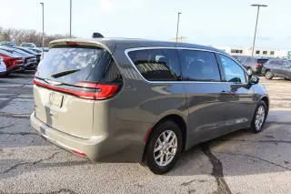 2023 Chrysler Pacifica Touring L FWD