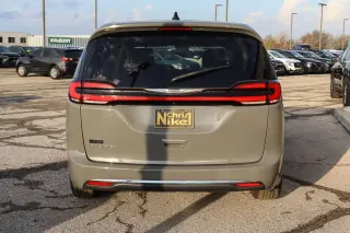 2023 Chrysler Pacifica Touring L FWD