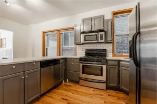 Propiedad en alquiler con 2 habitaciones y 1.5 baños en Chicago