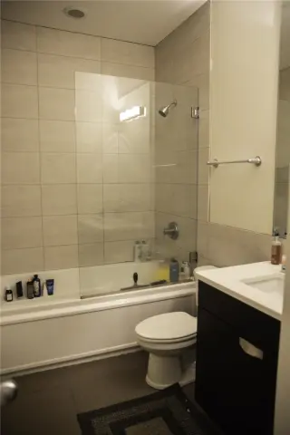 Propiedad en alquiler con 3 habitaciones y 2 baños en Chicago