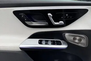 Mercedes-Benz GLC 2023 AWD GLC 300 4MATIC 4dr SUV