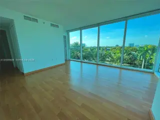 Propiedad en alquiler con 2 habitaciones y 2 baños en Miami