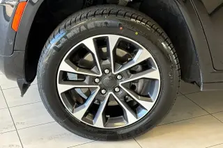 Jeep Grand Cherokee L 2021 4x4 Overland 4dr SUV
