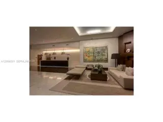 Propiedad en alquiler con 1 dormitorio y 1.5 baños en Miami