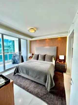 Propiedad en alquiler con 1 dormitorio y 1.5 baños en Miami