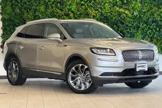 Lincoln Nautilus 2023 AWD Reserve 4dr SUV