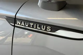 Lincoln Nautilus 2023 AWD Reserve 4dr SUV