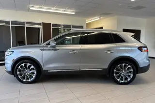 Lincoln Nautilus 2023 AWD Reserve 4dr SUV