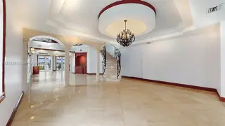 Propiedad en alquiler con 5 habitaciones y 3.5 baños en Miami Beach