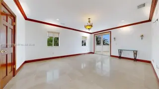 Propiedad en alquiler con 5 habitaciones y 3.5 baños en Miami Beach