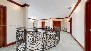 Propiedad en alquiler con 5 habitaciones y 3.5 baños en Miami Beach