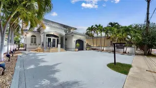 Propiedad en alquiler con 5 habitaciones y 3.5 baños en Miami Beach