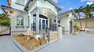 Propiedad en alquiler con 5 habitaciones y 3.5 baños en Miami Beach