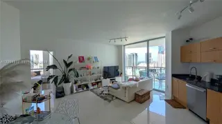 Propiedad en alquiler con 2 habitaciones y 2 baños en Miami
