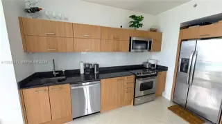 Propiedad en alquiler con 2 habitaciones y 2 baños en Miami