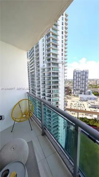 Propiedad en alquiler con 2 habitaciones y 2 baños en Miami