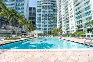 Propiedad en alquiler con 3 habitaciones y 2.5 baños en Miami