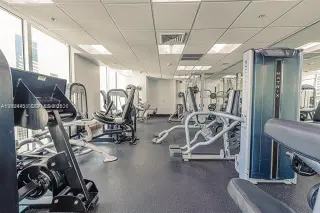Propiedad en alquiler con 3 habitaciones y 2.5 baños en Miami