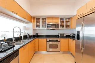 Propiedad en alquiler con 3 habitaciones y 2.5 baños en Miami
