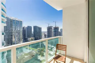 Propiedad en alquiler con 3 habitaciones y 2.5 baños en Miami