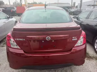2018 Nissan Versa SV
