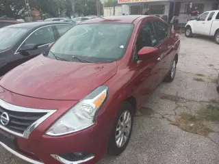 2018 Nissan Versa SV