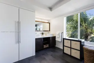 Propiedad en alquiler con 1 dormitorio y 1.5 baños en Miami Beach