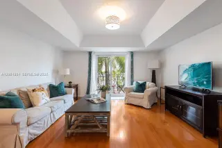 Propiedad en alquiler con 1 dormitorio y 1.5 baños en Miami Beach