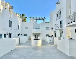 Propiedad en alquiler con 1 dormitorio y 1.5 baños en Miami Beach