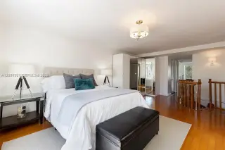 Propiedad en alquiler con 1 dormitorio y 1.5 baños en Miami Beach