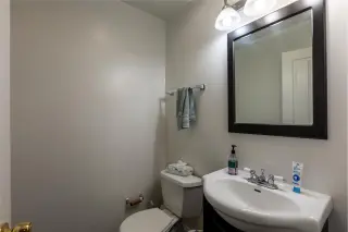 Propiedad en alquiler con 4 habitaciones y 2.5 baños en Chicago