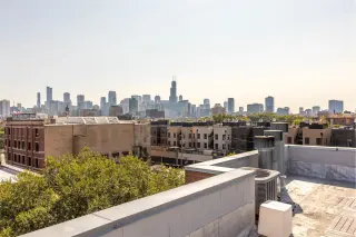 Propiedad en alquiler con 3 habitaciones y 2 baños en Chicago