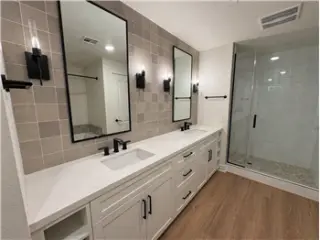 Propiedad en alquiler con 2 habitaciones y 2.5 baños en Huntington Beach