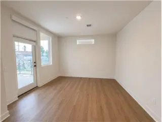 Propiedad en alquiler con 2 habitaciones y 2.5 baños en Huntington Beach