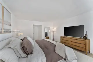 Propiedad en alquiler con 1 dormitorio y 1 baño en Miami Beach