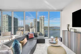 Propiedad en alquiler con 2 habitaciones y 2 baños en Miami
