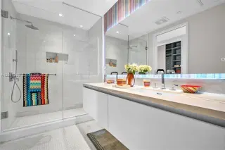 Propiedad en alquiler con 2 habitaciones y 2 baños en Miami